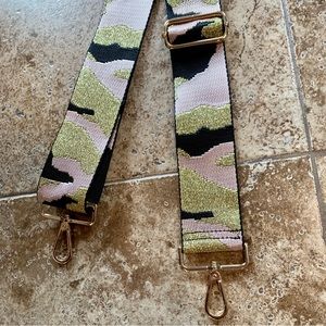 Pink camo print bag strap